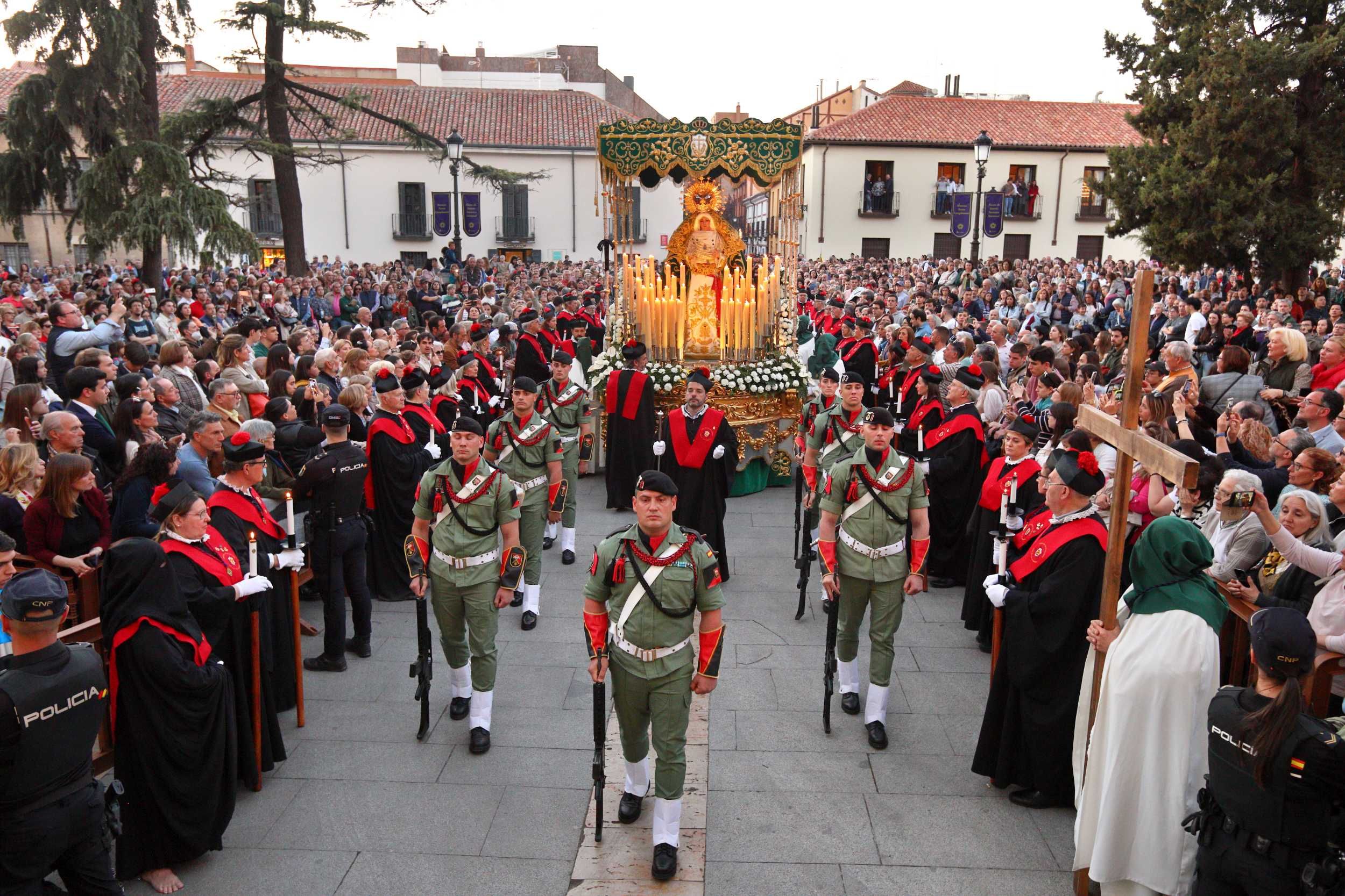 Jueves Santo Cofradia Cristo De Los Doctrinos Foto Ruben Gamez