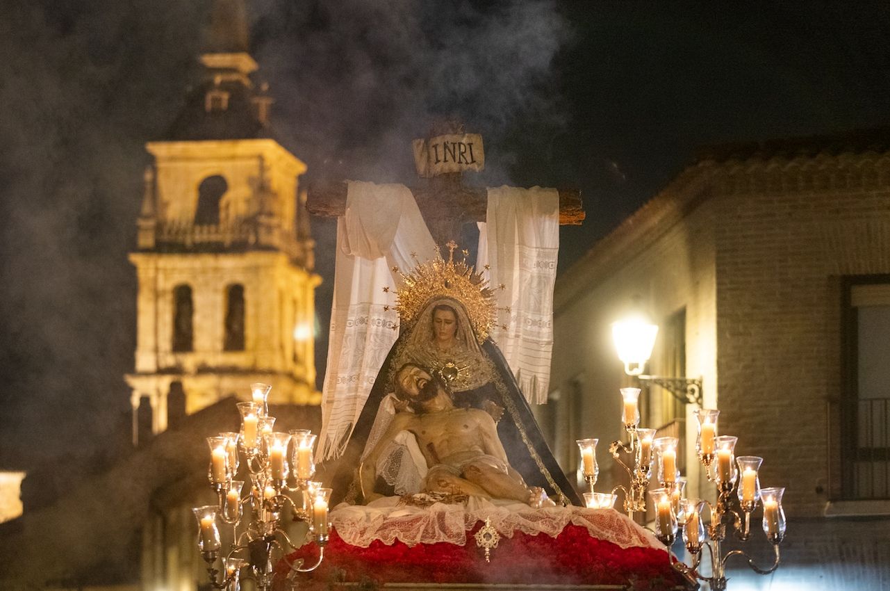 Cristo De Los Doctrinos En La C Colegios Segun La Tradicion Se Liberaba A Un Preso Al Pasar Por La Ya Desaparecida Carcel De Hombres Coleccion De Pilar Navio