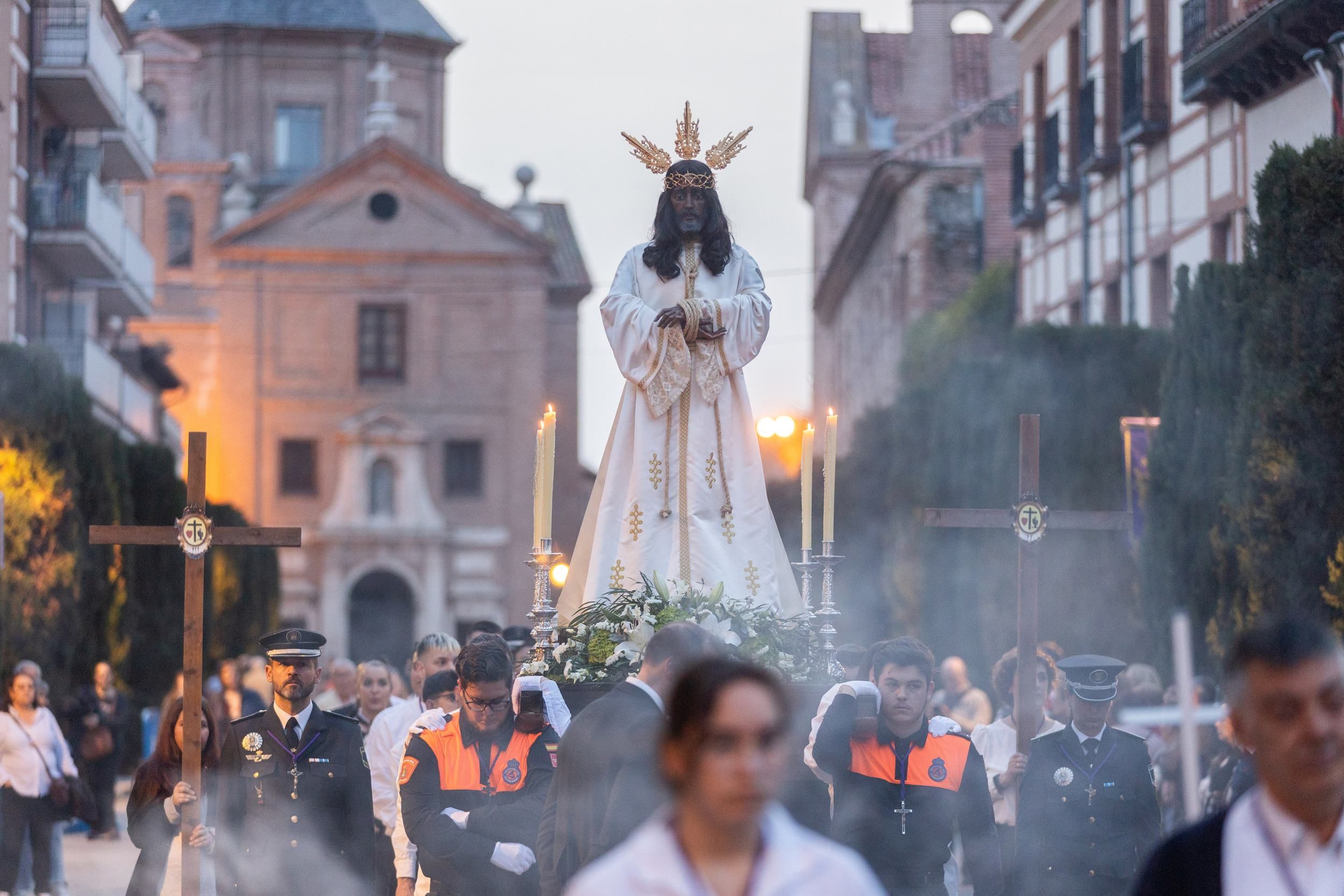 Viernes De Dolores Via Crucis Con Jesus Cautivo Cofradia Del Stmo Cristo De La Agonia Y Maria Stma De Los Dolores Y San Juan IMG 2371