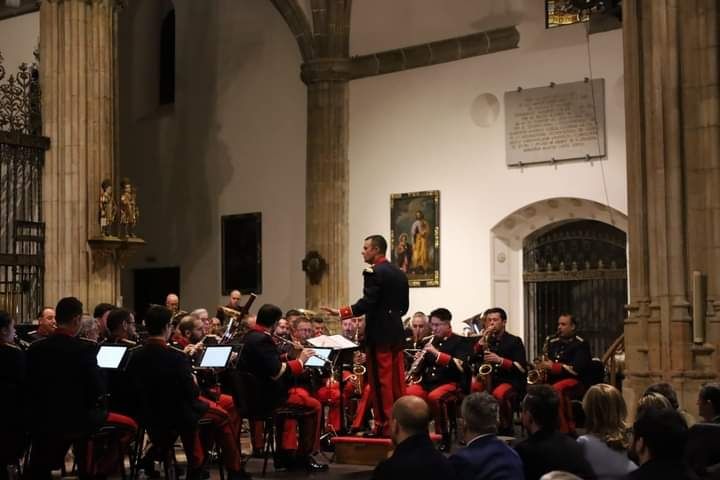 Catedral De Alcala Unidad De Musica Del Regimiento De Infanteria Inmemorial Del Rey N 1 Ejercito De Tierra